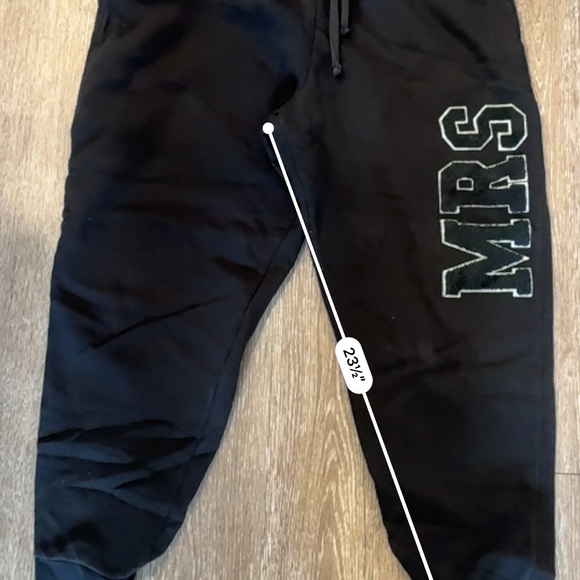 Gently used Judith March Mrs. Sweatpants - Picture 2 of 8